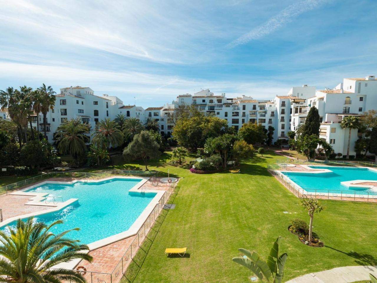 Vacation Marbella I Contemporary Central Apartment, Swimming-Pool, 24-7 Security, A Minute From The Marina, The Sea And Luxury Shopping Ngoại thất bức ảnh